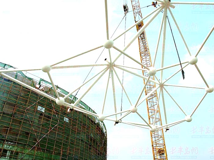 安国体育馆网架安装